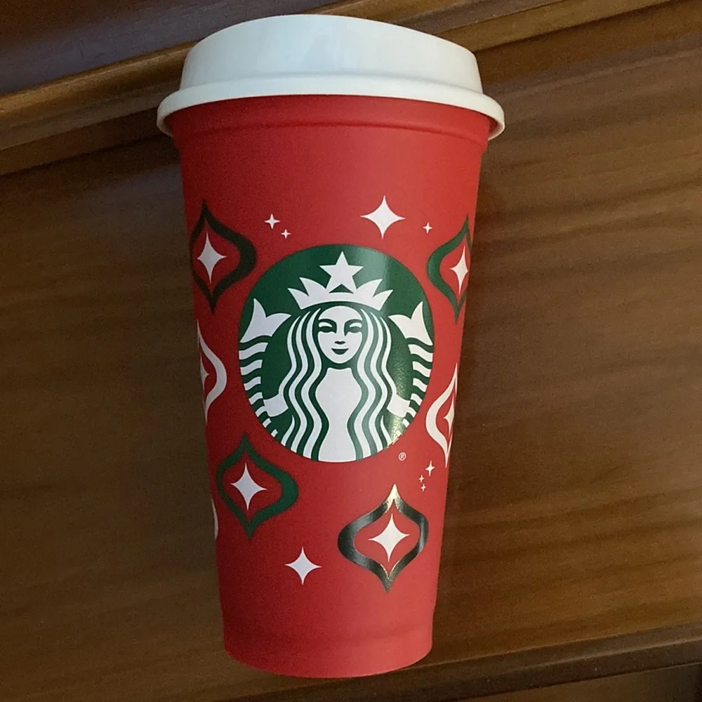 🎉Price Drop! NEW Red Starbucks Holiday Reusable Cup